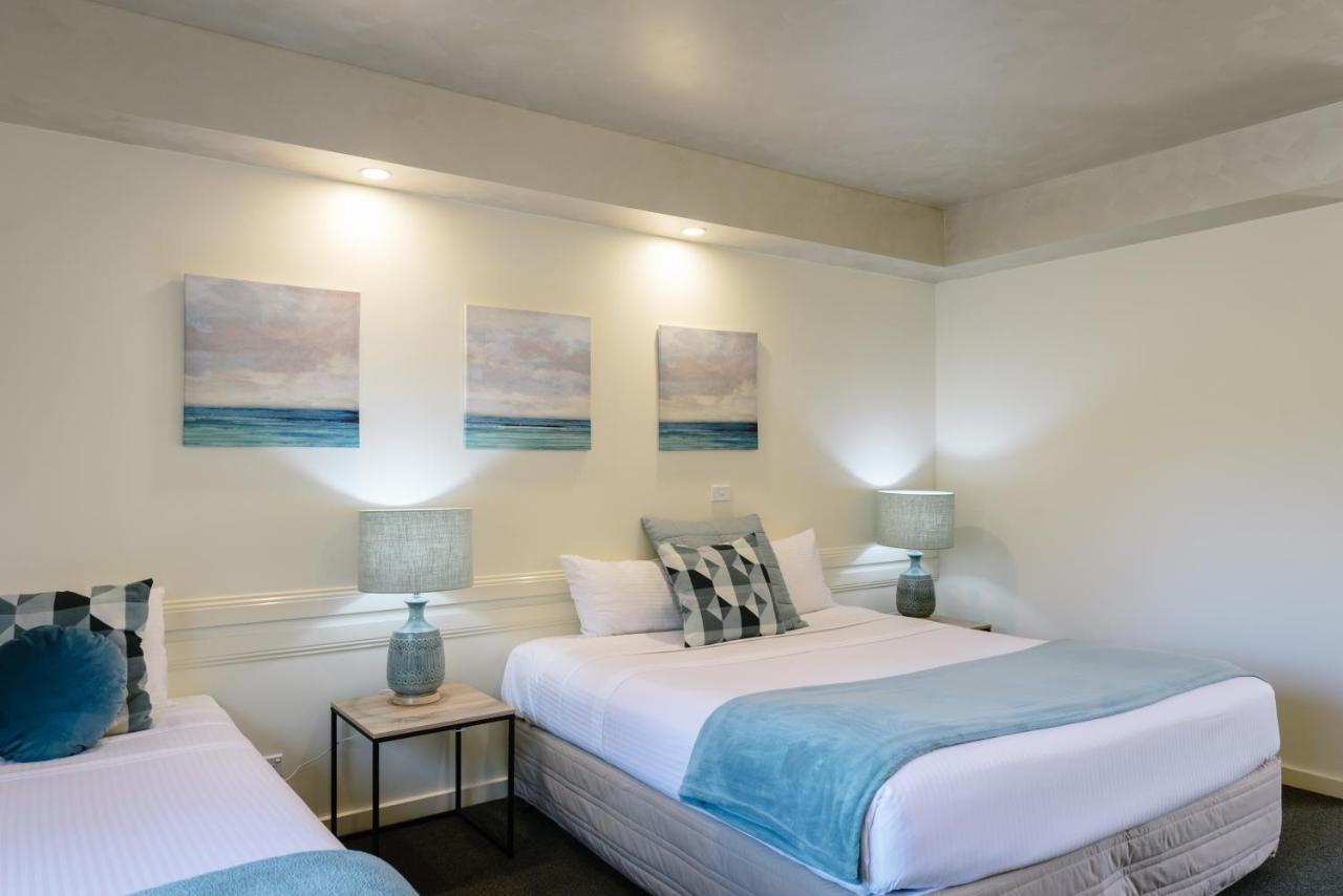 Twin Suite,943672117:JPEG
